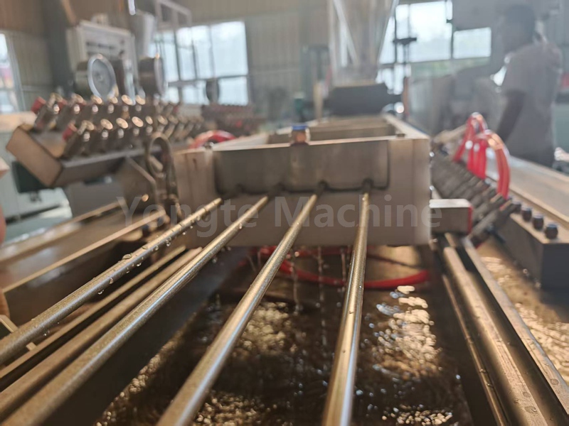 Yongte WPC tkane rozwiązanie produkcyjne paski, wykorzystujące technologię do odblokowania nowego ścieżki zielonej produkcji