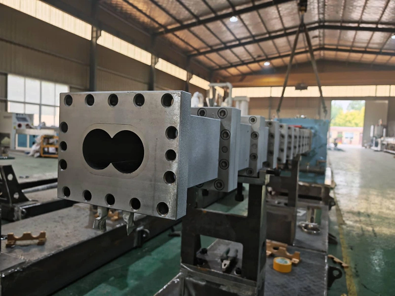 Maszyna do granulacji WPC w produkcji na rynek europejski