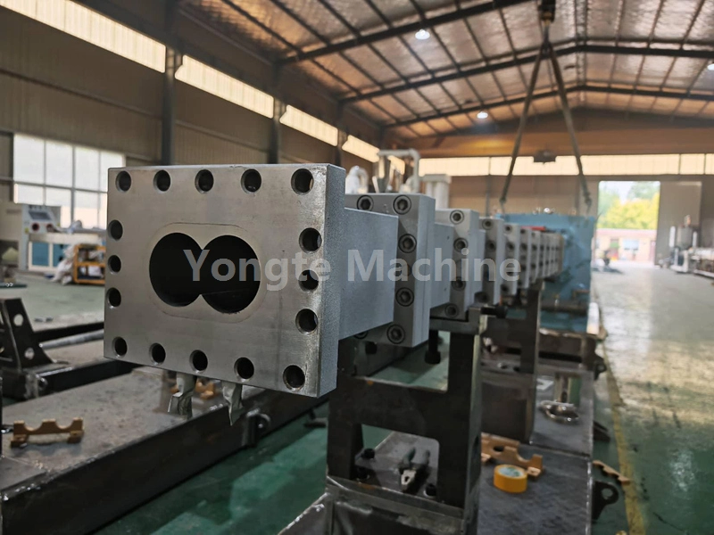 WPC decking machine factory
